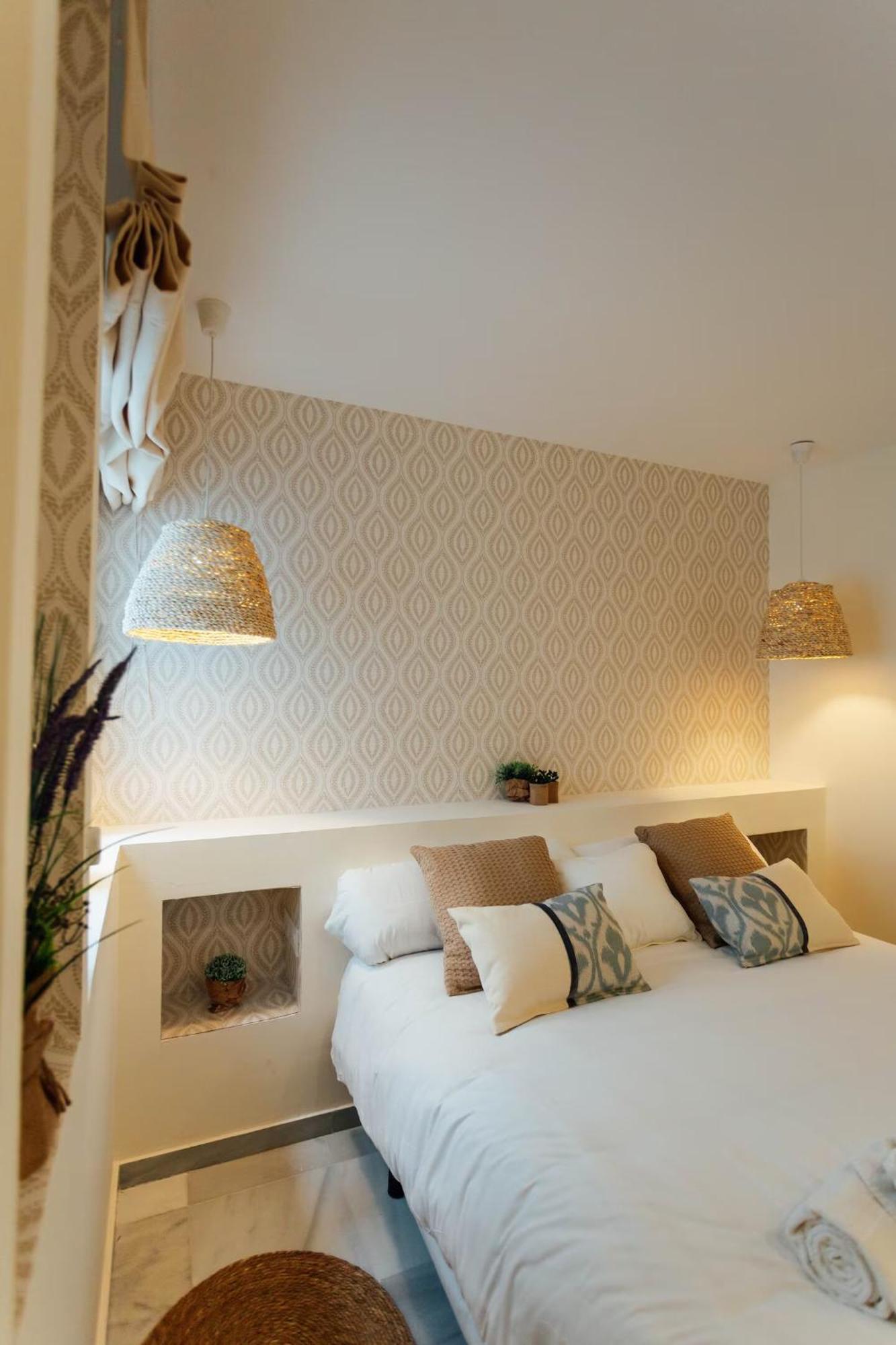 세비야 Reformed And Comfy- 2Bd 2Bth- Arenal 아파트 외부 사진